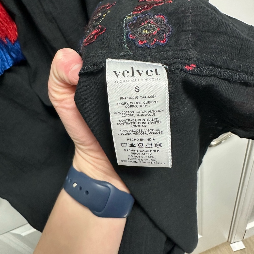 NWT Women’s Anthropologie Embroidered Black Dress with Red Blue Boho Beach - Picture 6 of 8